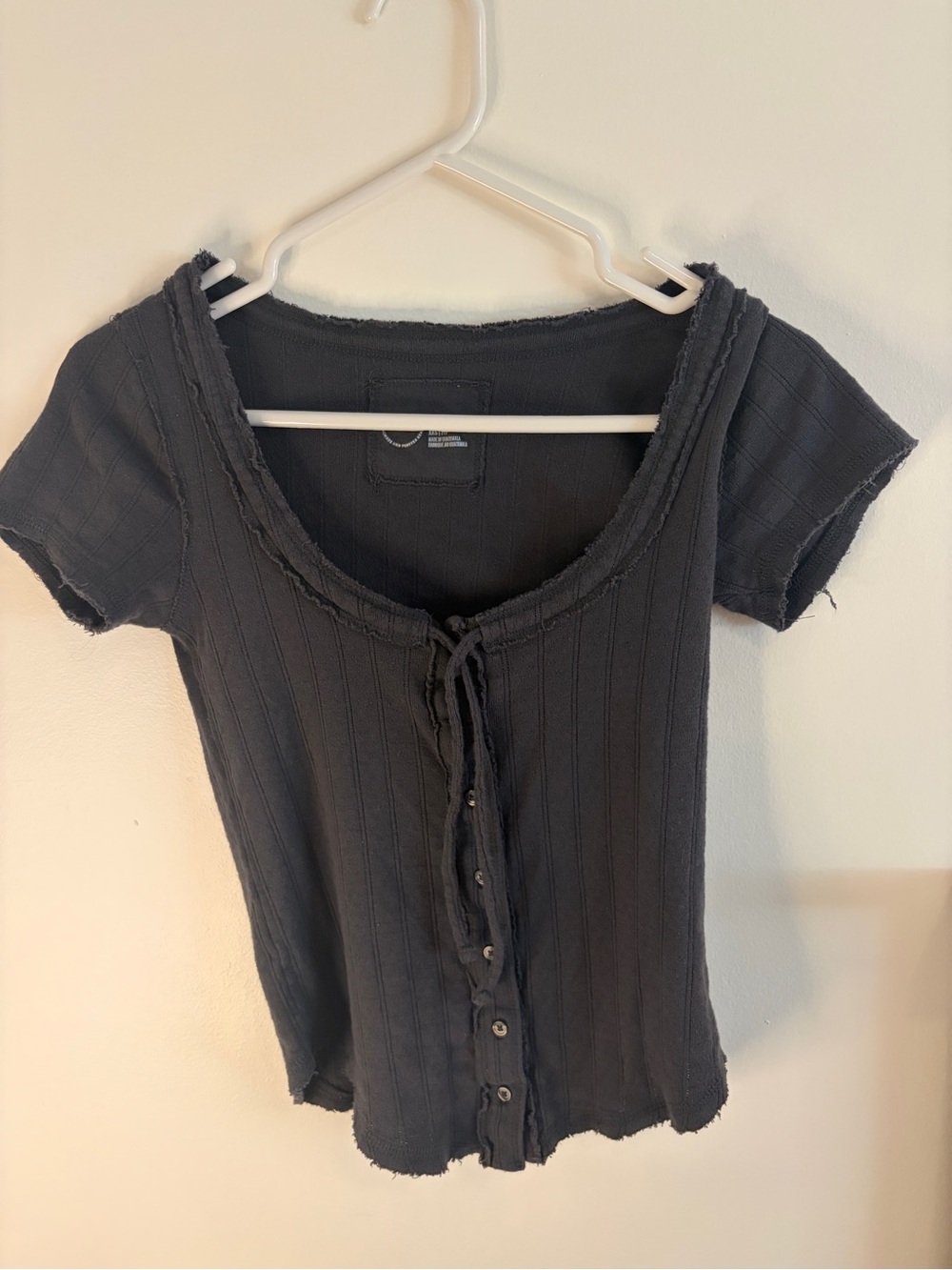 aerie Black Ribbed Scoop Button-Front Short Sleeve Top